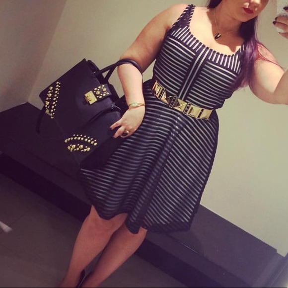 Vintage bebe Striped Mesh Fit and Flare Mini Dress Size L - Picture 2 of 2